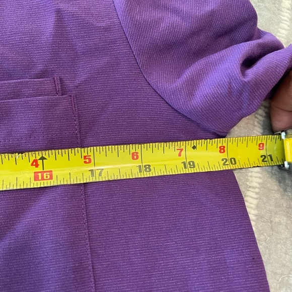 FIGS Leon Mens Scrub Top S digital grape color like new condition - Picture 6 of 7